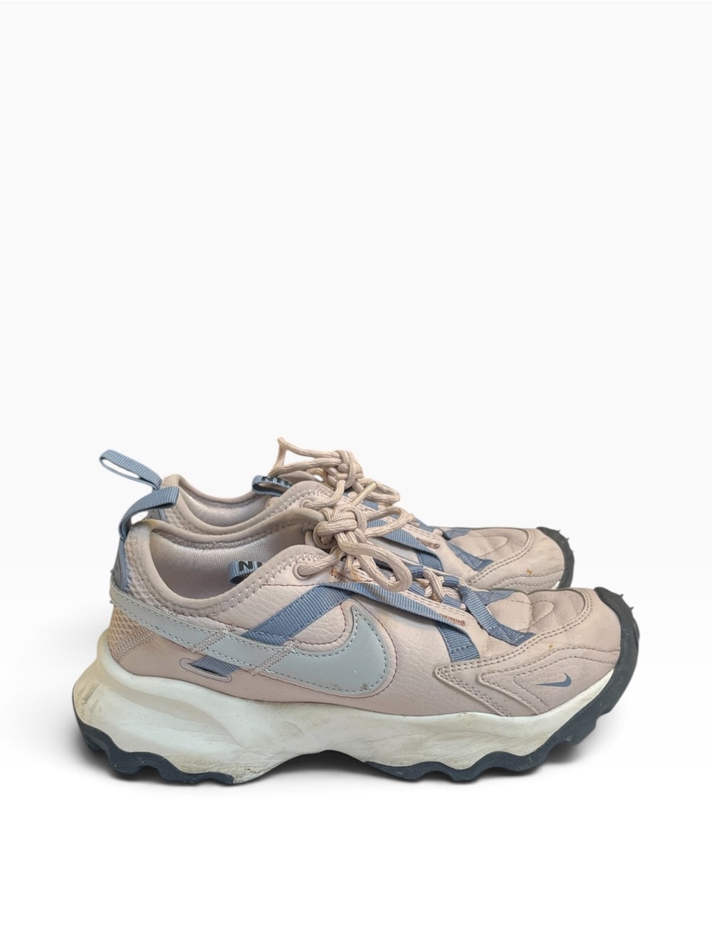 Nike Women’s dusty pink and Light Blue Chunky Sneakers size 6